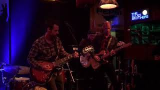 Download lagu Mercy John - Fire Away (Chris Stapleton) Live @ De Cactus