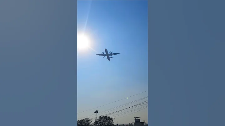 dash 8 q400 fast landing #shorts