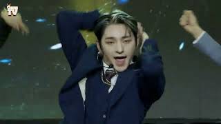 VANNER   '폼FORM' LIVE PREMIERE 228140