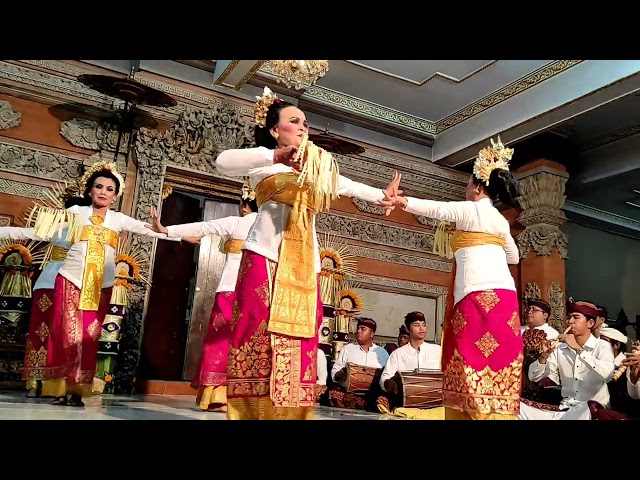 Tari Panyembrama | Ibu Rumah Tangga (PKK) Br. Kawan Mas class=