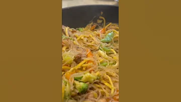 Shortsfeed Bihon Miki Noodles Mukbang 