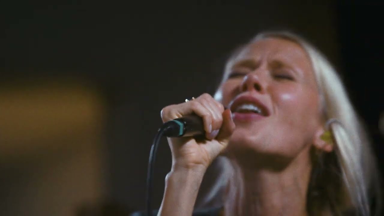 "TWENTY FOUR- SEVEN" (LIVE) + Spontaneous - Meredith Mauldin & UPPERROOM featuring Aiva Jenkins