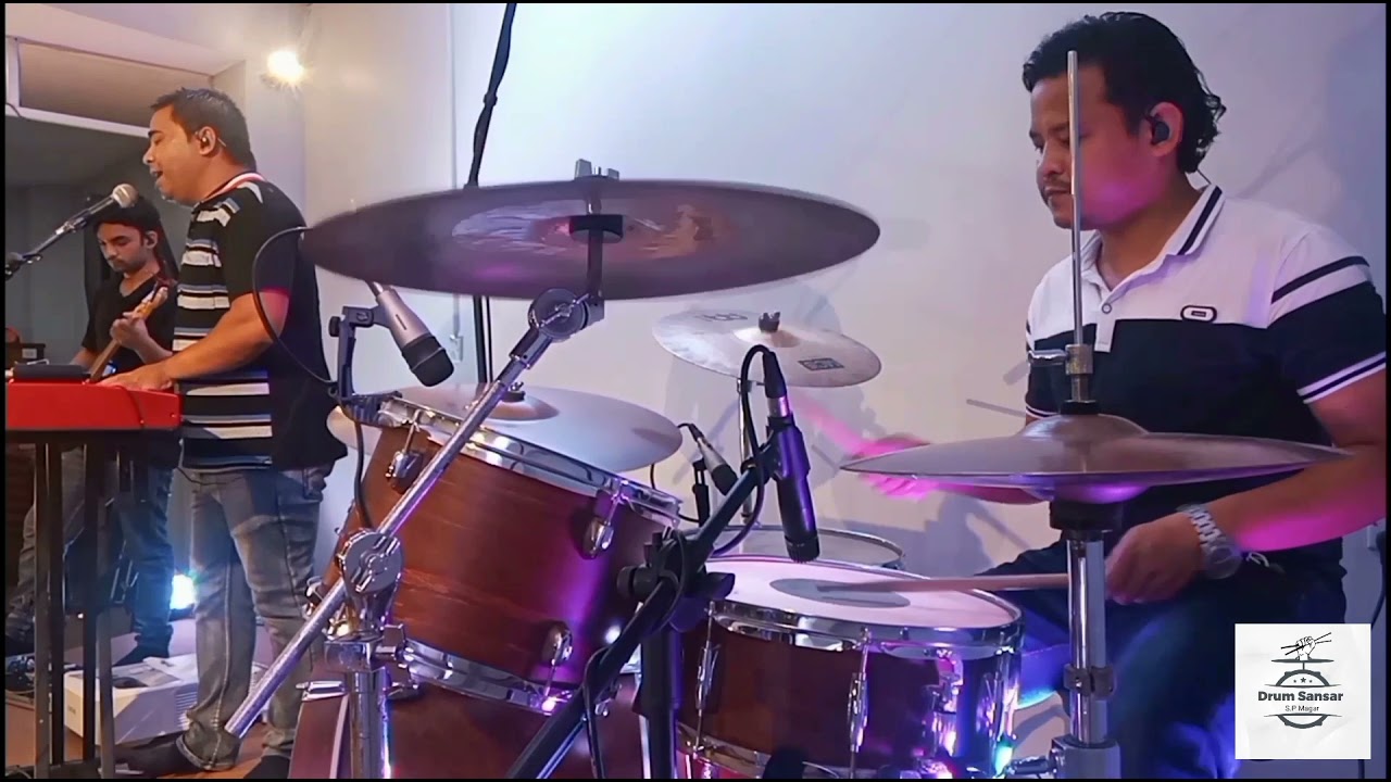 Sara shristi ko malik live drum cover by suman magar