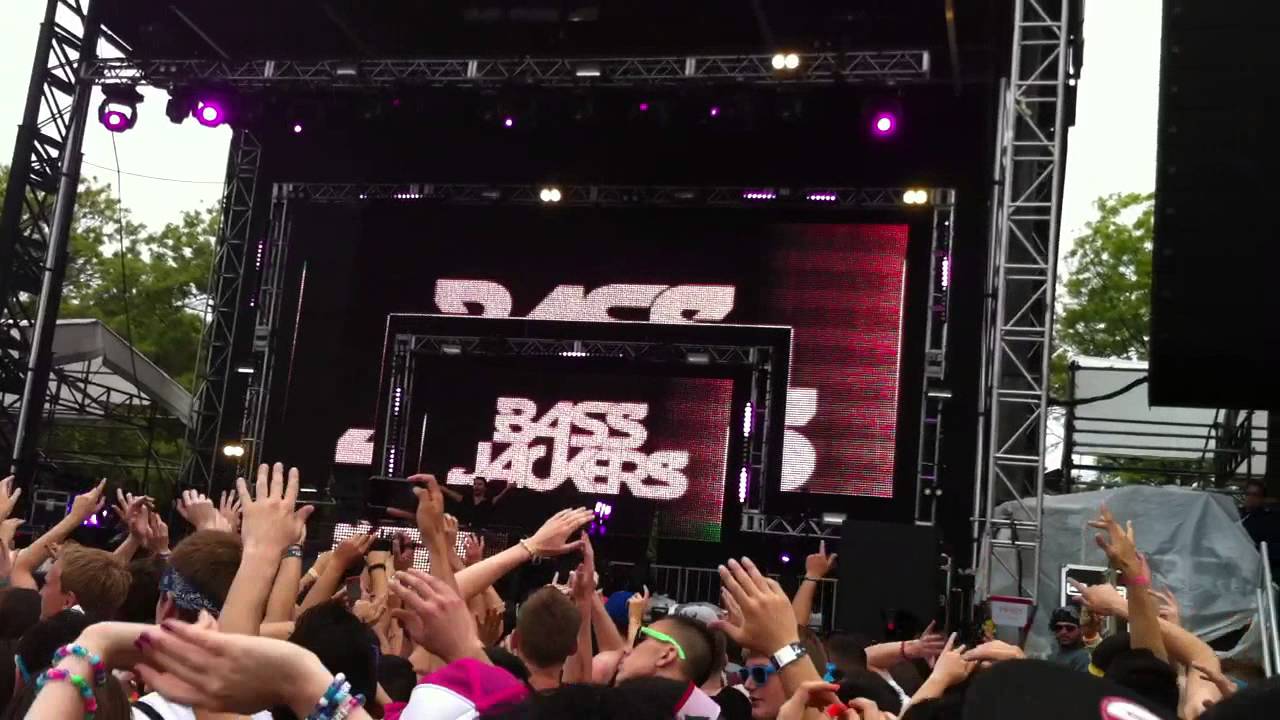 R3hab Bassjackers Raise Those Hands