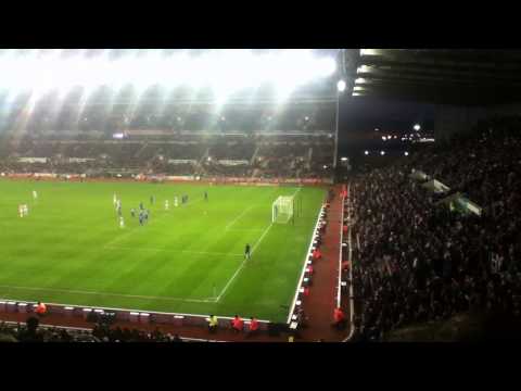 Incredible penalty miss (Stoke vs Chelsea) Jonathon Walters