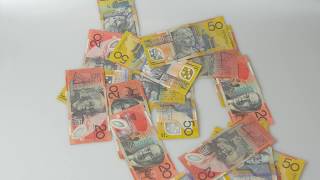Banknotes Zelius Management