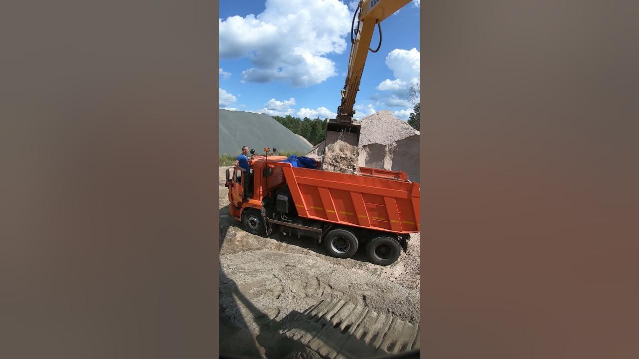 Камаз 5511 гравий. Загрузи грузовик учи ру. Самосвал камаз вывоз строительного мусора. Volvo fmx 8x4. Самосвал с песком.