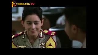 TRAILER 'POHON TERKENAL'