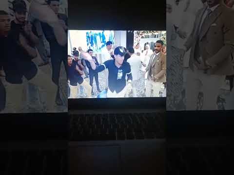 تبكي الدموع وتقول ده ضربني بلاش انا اشتراك