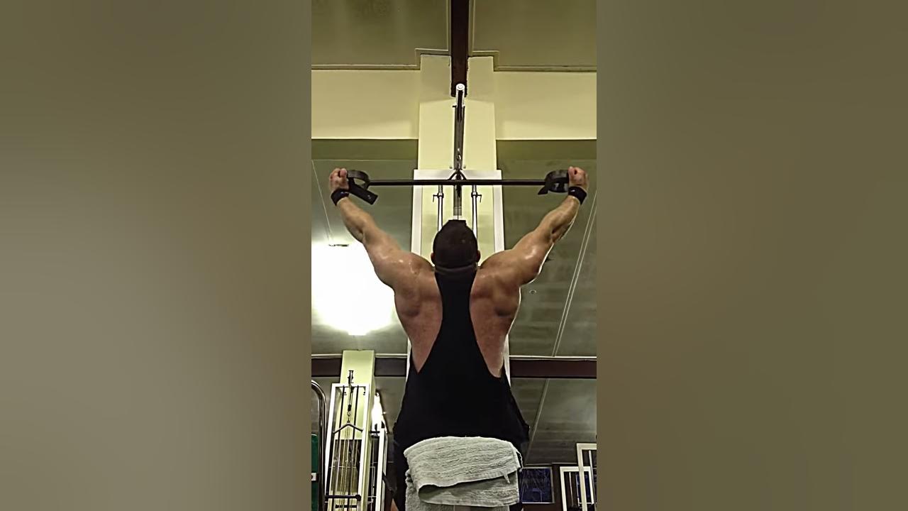 ParallelGrip Lat Pulldown YouTube