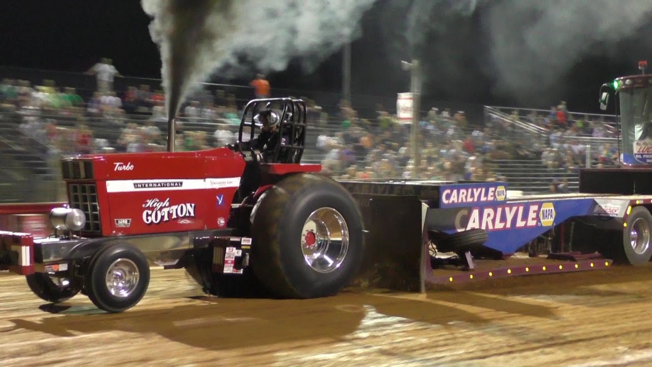 Tractor Pulling 466 Hot Farm Tractors In Action At Buck Motorsports