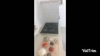 מאפה שמרים במילוי גבינה ותוספות .קיפול בצק יפה .תומר תומס