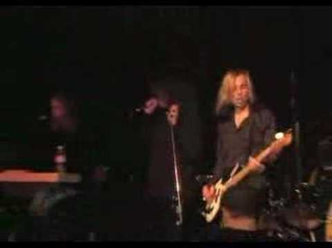 The Fiends - Gravedigger (live)