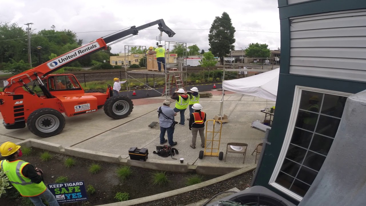 Installation of Rotary Plaza Clock