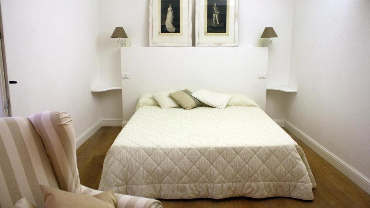 La dimora del Conte Bracco B., Albenga, Italy