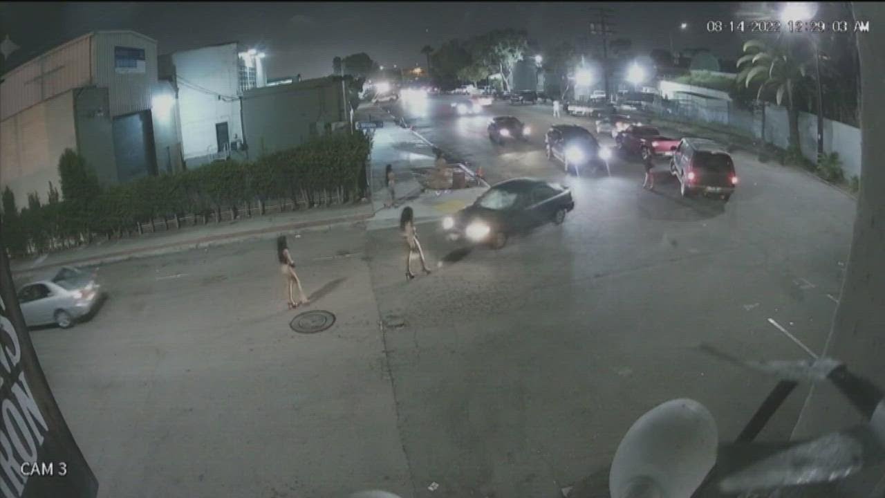 Business owners in Barrio Logan complain prostitution is rampant - YouTube