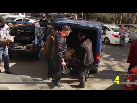 სურსათი დღეს 700-მდე ოჯახს გადაეცა 4-15-2020