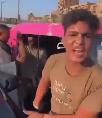 #متداول #شهاب صاحب التوكتوك المعتدي على سياره #القبض على سائق التوكتوك #صاحب_التوكتك