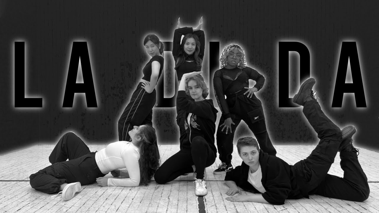 LA DI DA EVERGLOW 8th Wonder YouTube