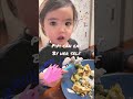 Pipi’s lunch time😋ぴぴちゃんのお昼ご飯💕ブロッコリーとウインナーのスクランブルエッグとご飯、デザートはオレンジゼリー🍊🧡