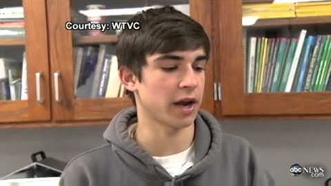 Cockroaches Movements Controlled With Computer Chips | ROBOT Cockroaches