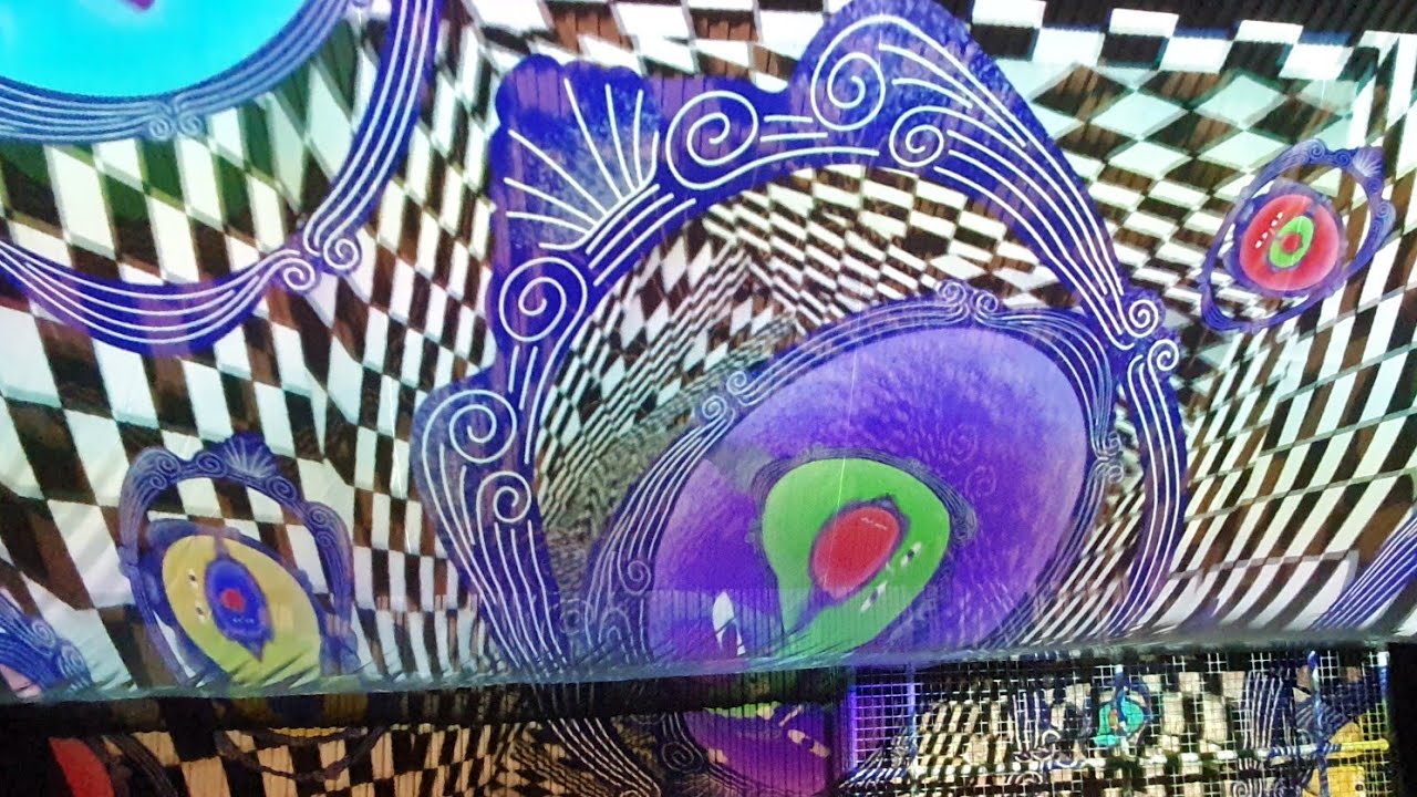 let's look at delight media art exhibition ( Korean ) Borough yards ( near London Bridge )