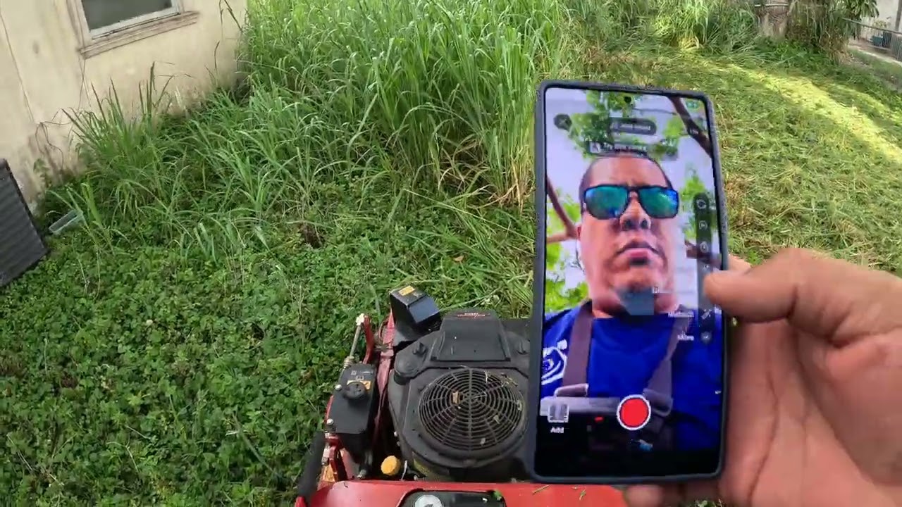 2 YEARS OVERGROWN GRASS 😬 #lawncare #smallbusiness #pleasesubscribe