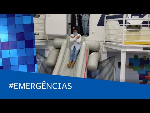 Este é o Treinamento dos Comissários de Bordo Dentro de uma Companhia Aérea