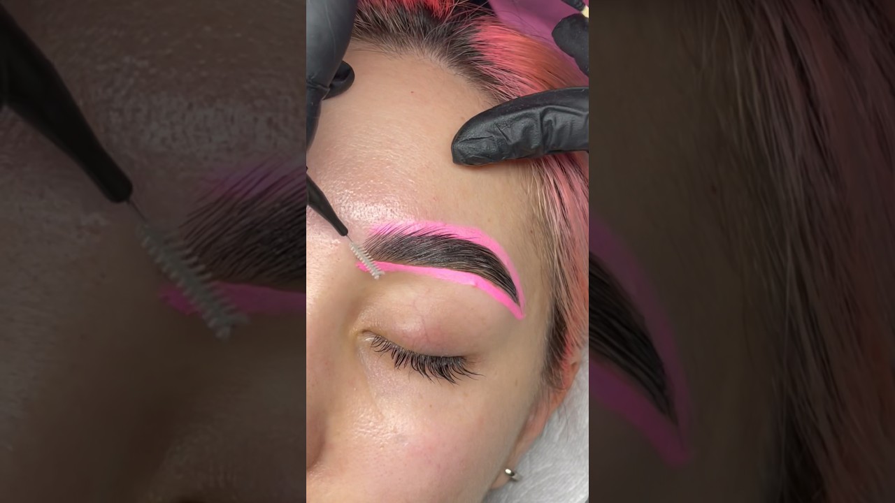 Eyebrow lamination and tint 