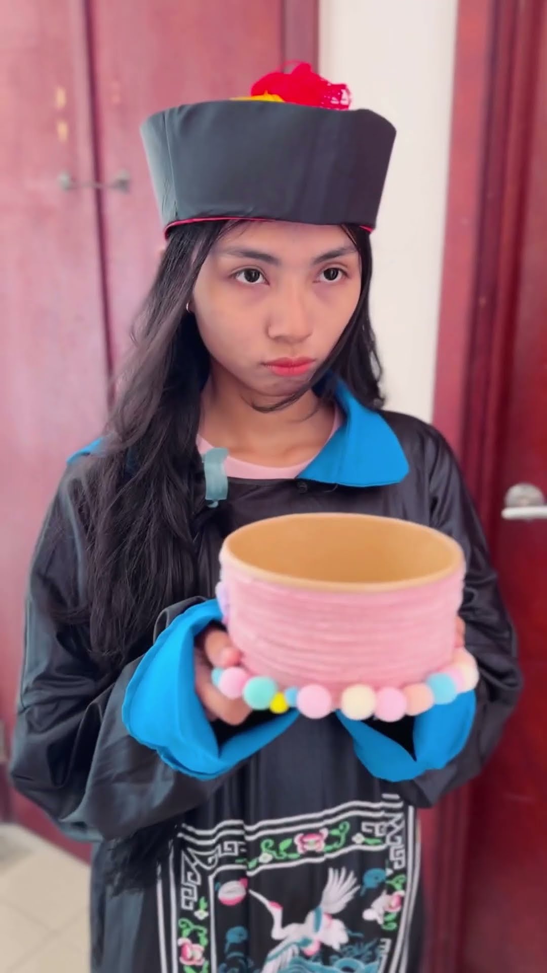 LNF - Cho kẹo hay bị ghẹo || Trick or treat - Happy halloween #shorts