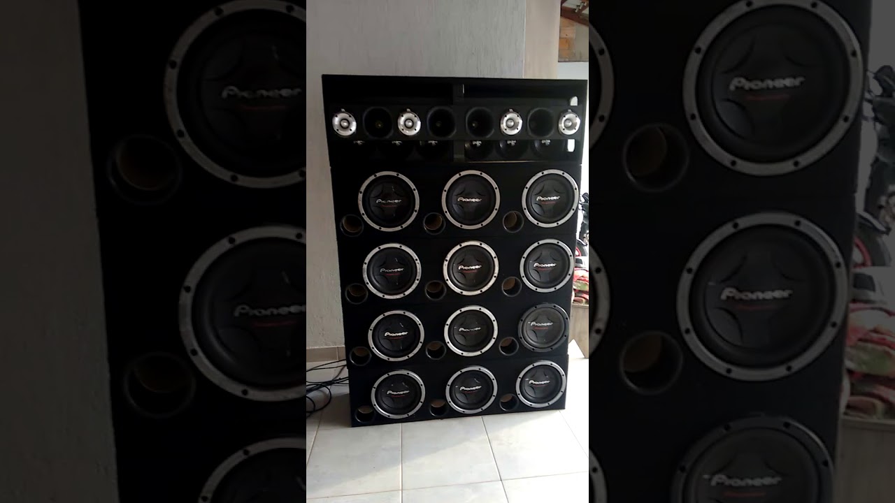 Som automotivo em casa pesadão cara preta 307 - YouTube