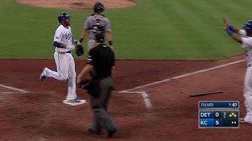 DET@KC: Moss laces an RBI double into the alley