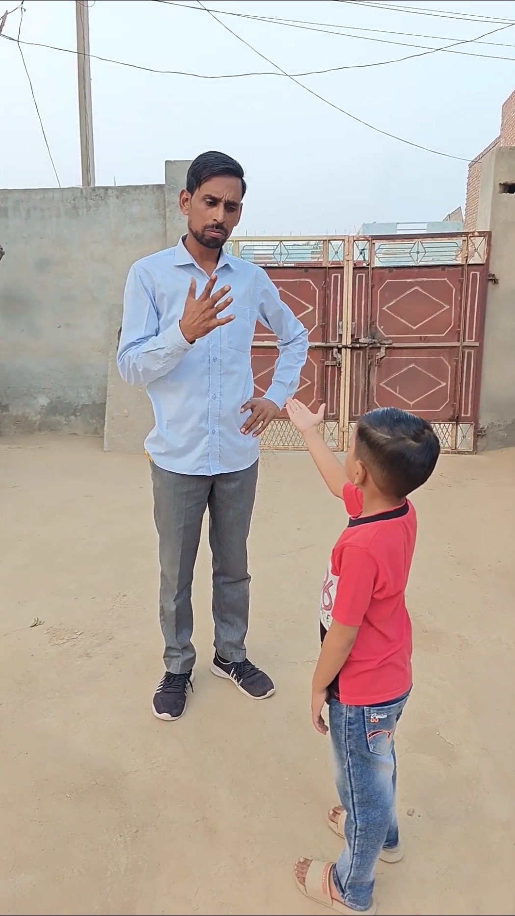 Shantanu ke liye papa kuchh nahin lae ??