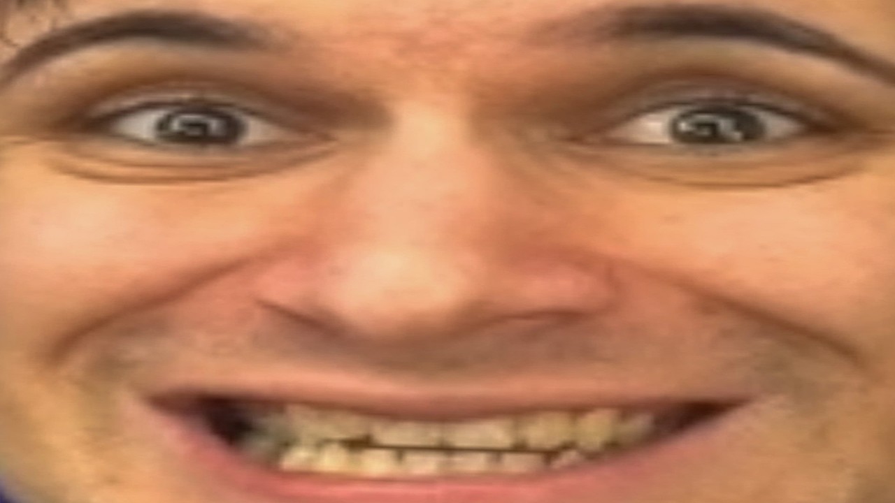 K O R K M U Y O R U M