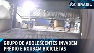 Video adolescentes-invadem-garagem-de-predio-e-roubam-bicicletas-em-sp