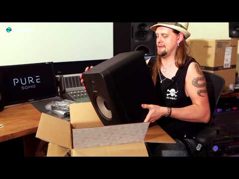 Tannoy Reveal 802 Monitor Speakers: Unboxing & First Impressions with Wes Maebe