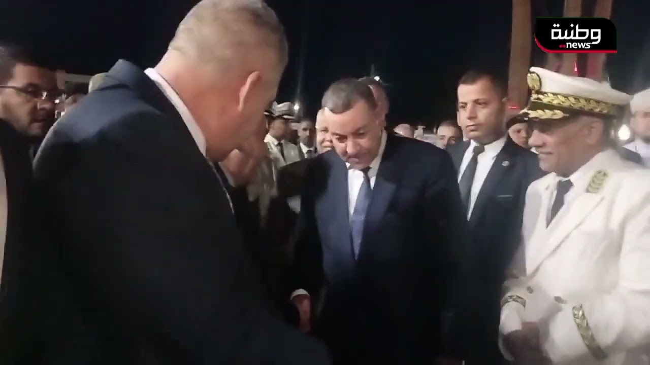 🔴 أجواء استقبال وزير الداخلية بولاية الأبيض سيدي الشيخ، للإشراف على مراسم تنصيب الوالي الجديد