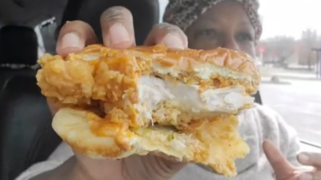 TOUR CHARLOTTE, NC & lets find THE Popeyes Chicken SandwichLOVE