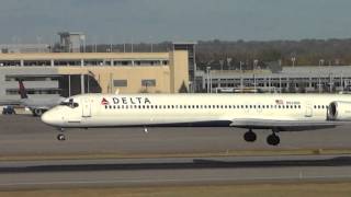 Delta Airlines MD-90-30 Floats Over Runway 30L Minneapolis International Airport