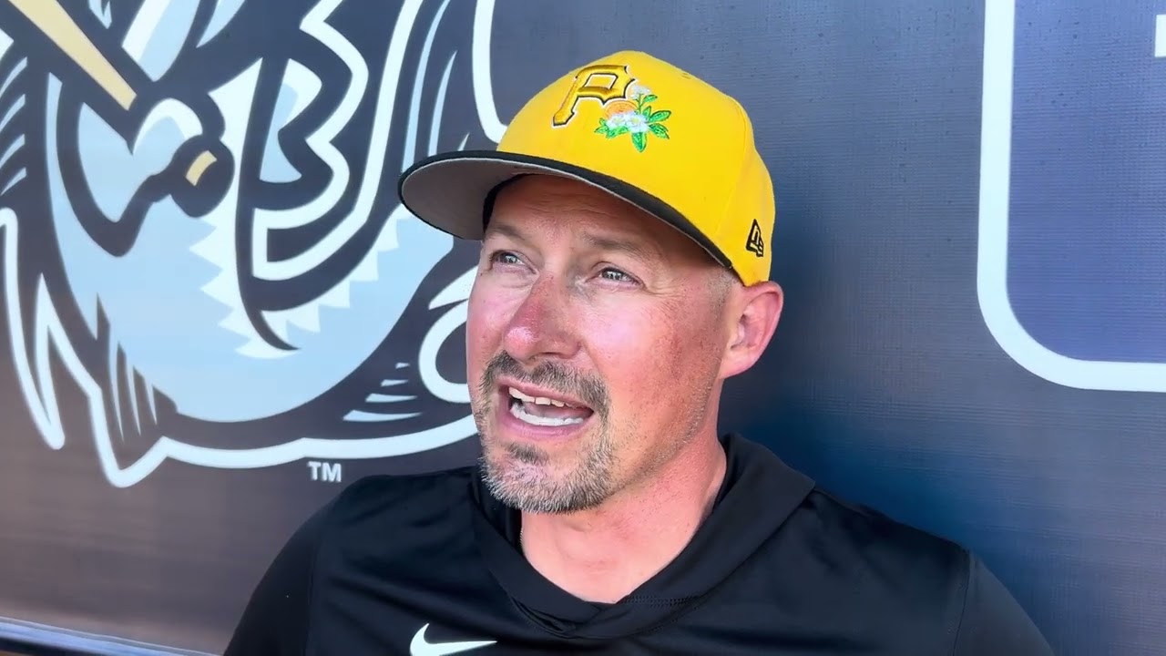 Предматчевая встреча с Доном Келли, игроком «Питтсбург Пайретс», в Тампе, штат Флорида.