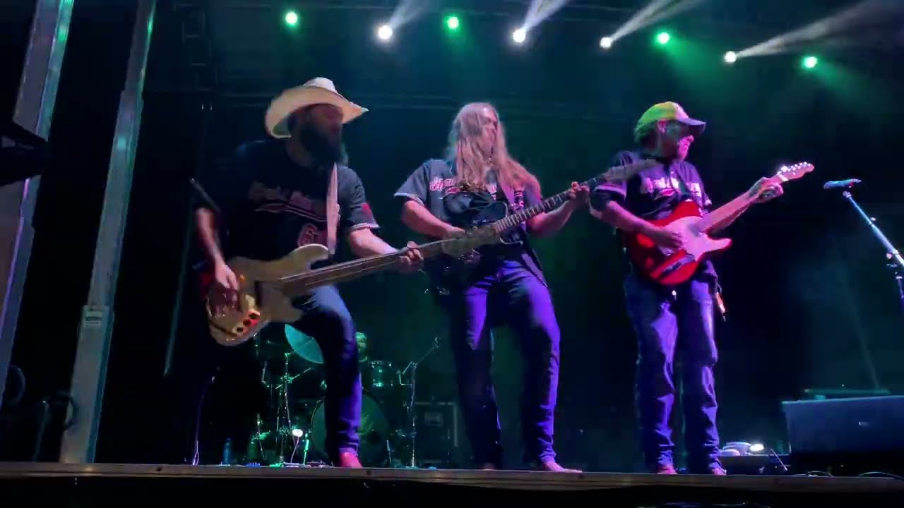 Randall King Live at the Outlaw Saloon Cheyenne, WY