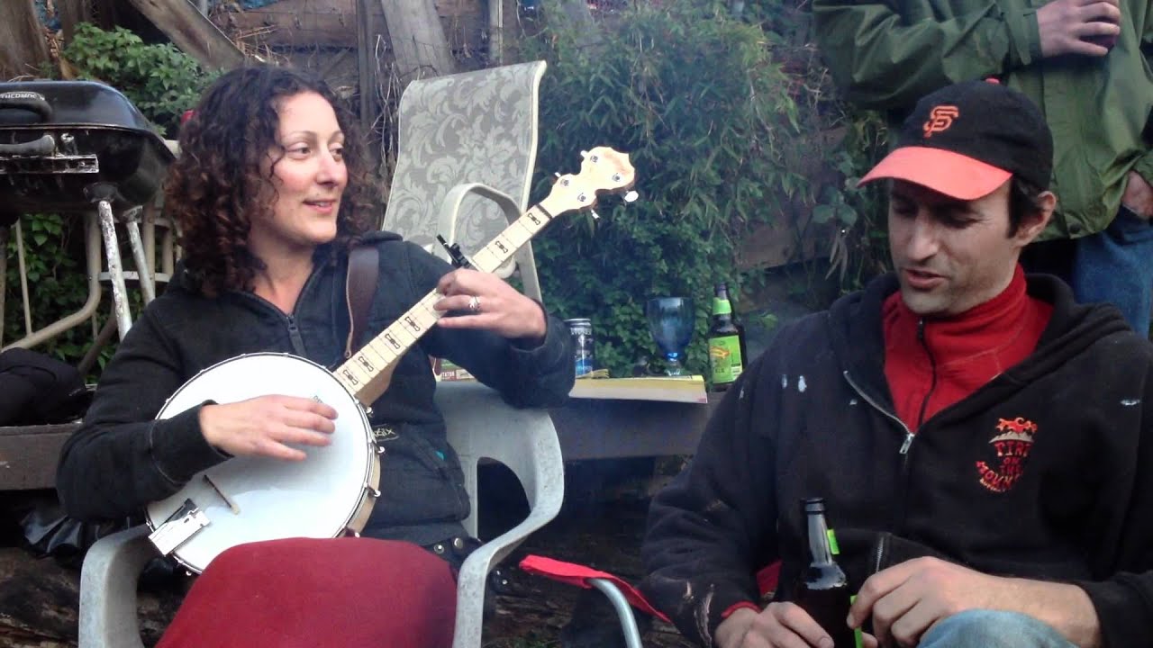 Emily Yates, Eventual Ukulele Superstar sings 'Bad Words' YouTube