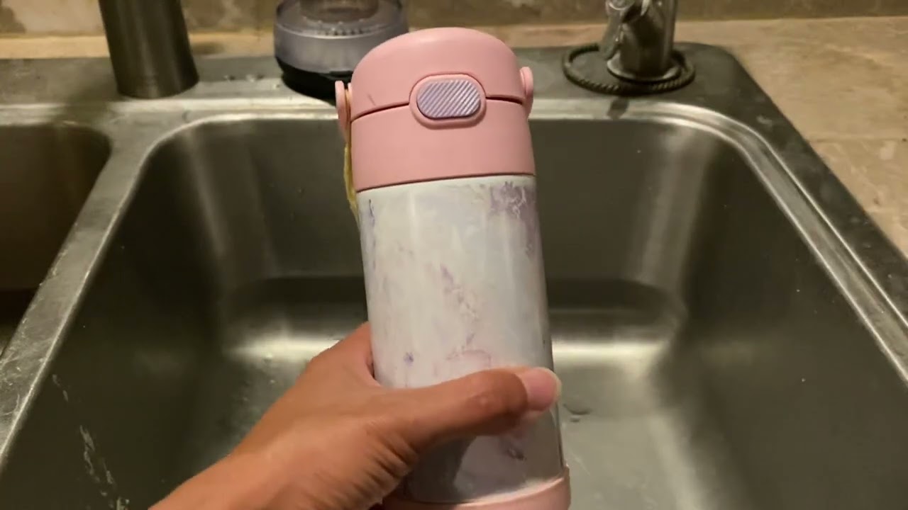 A Mom’s Review of Thermos Funtainer Water Bottle with Straw