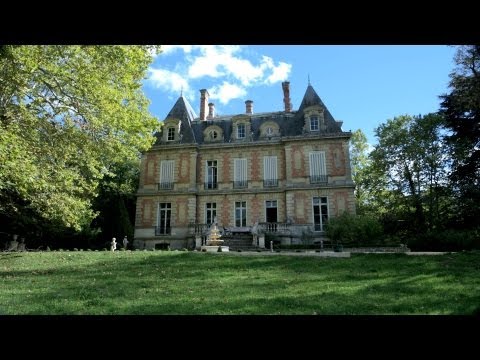 Französisches Schloss in Frankreich zu verkaufen - Hinz Real Estate