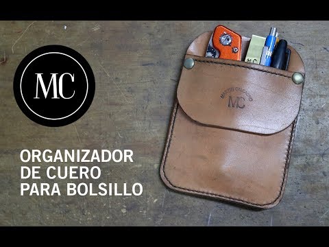 Organizador de cuero para bolsillo.