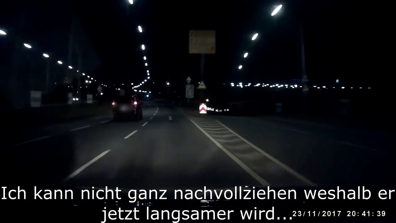 Transporter pennt auf linker Spur - Dashcam Germany