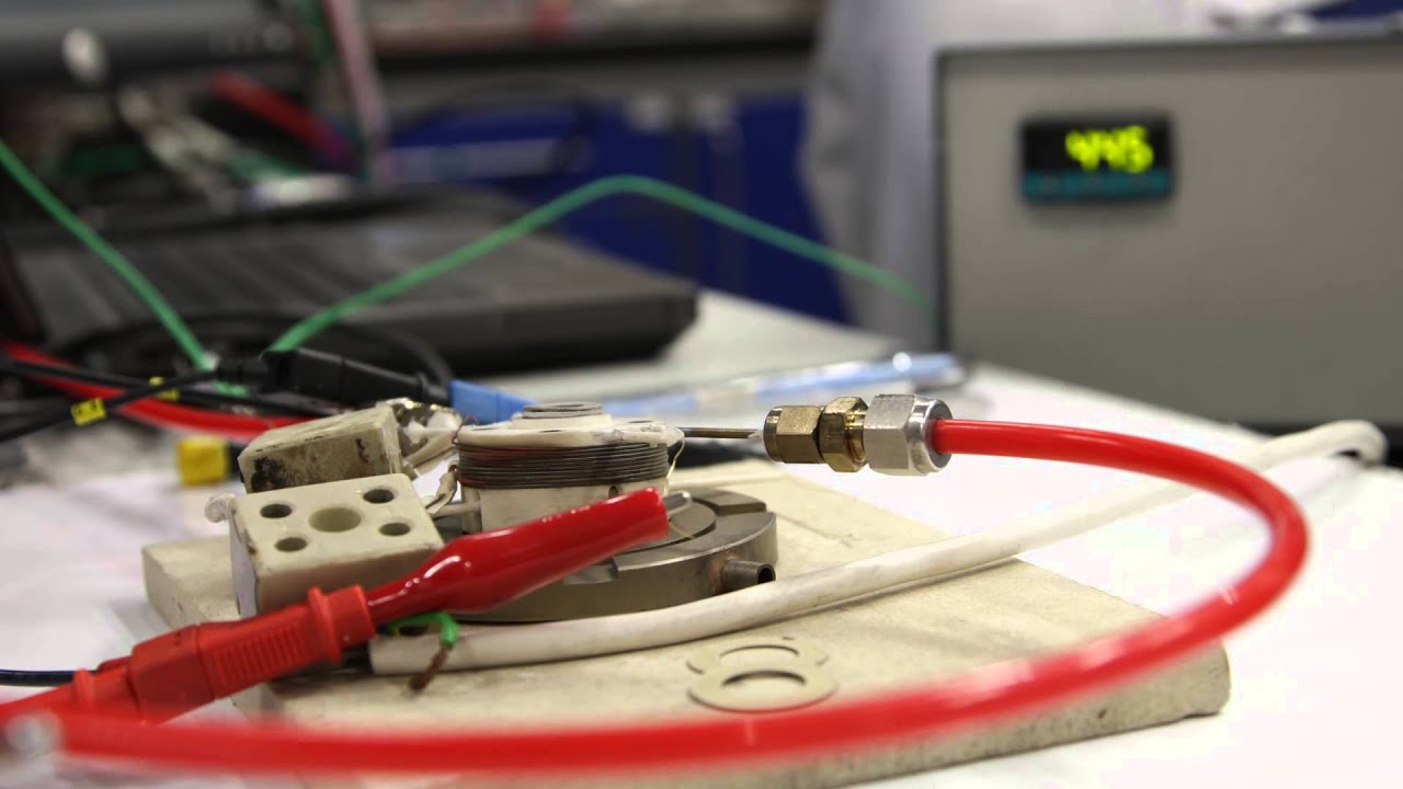 Micro-SOFC rig assembly - YouTube
