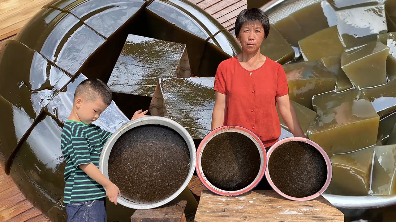 Бабушка делает традиционную волшебную траву и замороженный мед из волшебной травы, нежный и гладкий