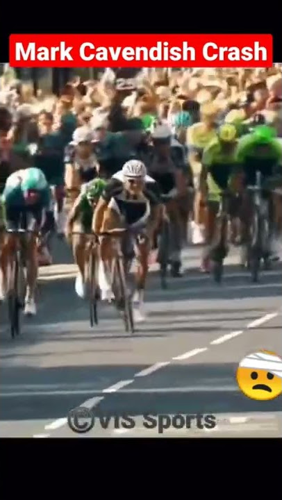 Crash in Cycling #shorts #cycling #bicycle #bicycleride#markcavendish #petersagan #peterpan
