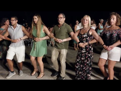 Δω στα Λιανοχορταρούδια